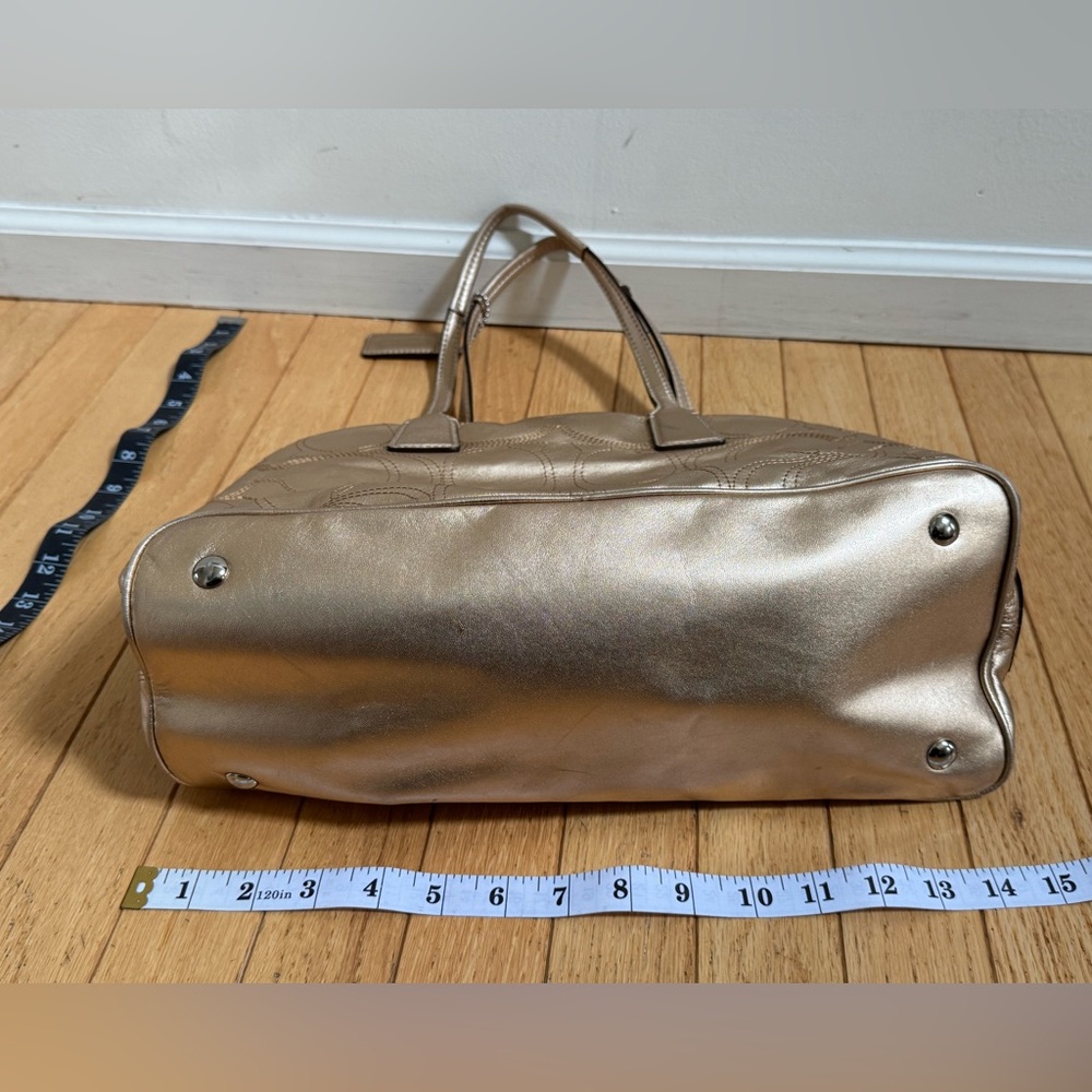 Coach Signature “C” Stitched Gold Leather Metallic Kiss lock Tote Handbag - Picture 11 of 16